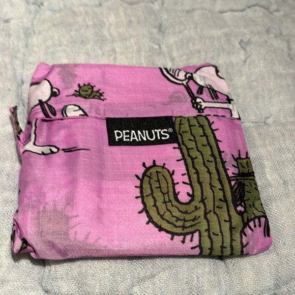 NWOT Baggu Peanuts Spike Standard bag. - Picture 5 of 6